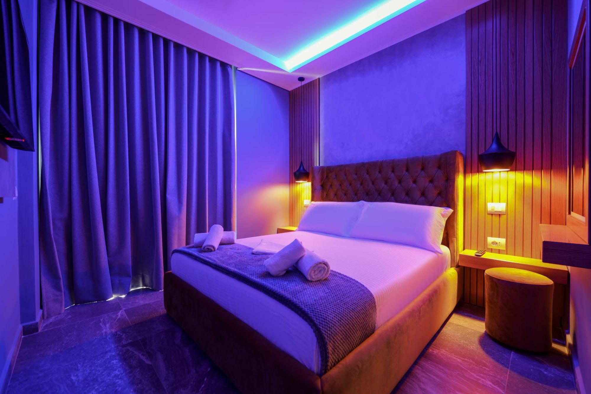 Hotel Piramida Ксамил Экстерьер фото