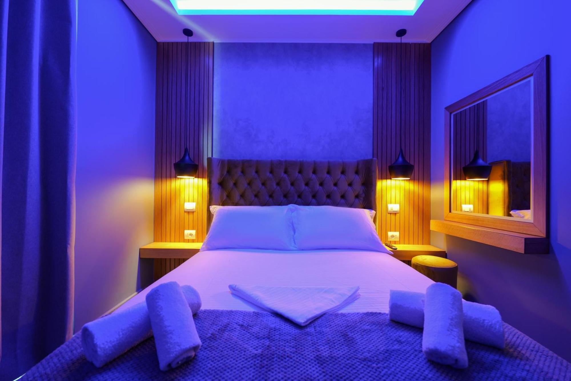 Hotel Piramida Ксамил Экстерьер фото