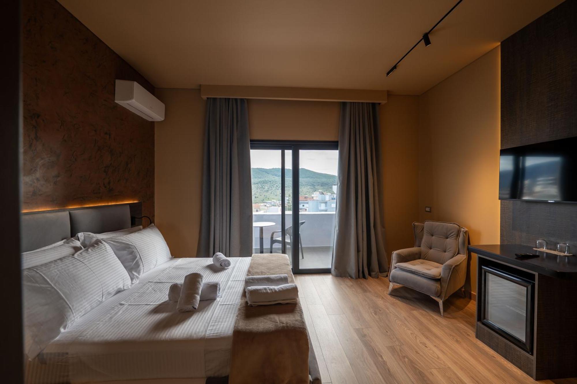 Hotel Piramida Ксамил Экстерьер фото