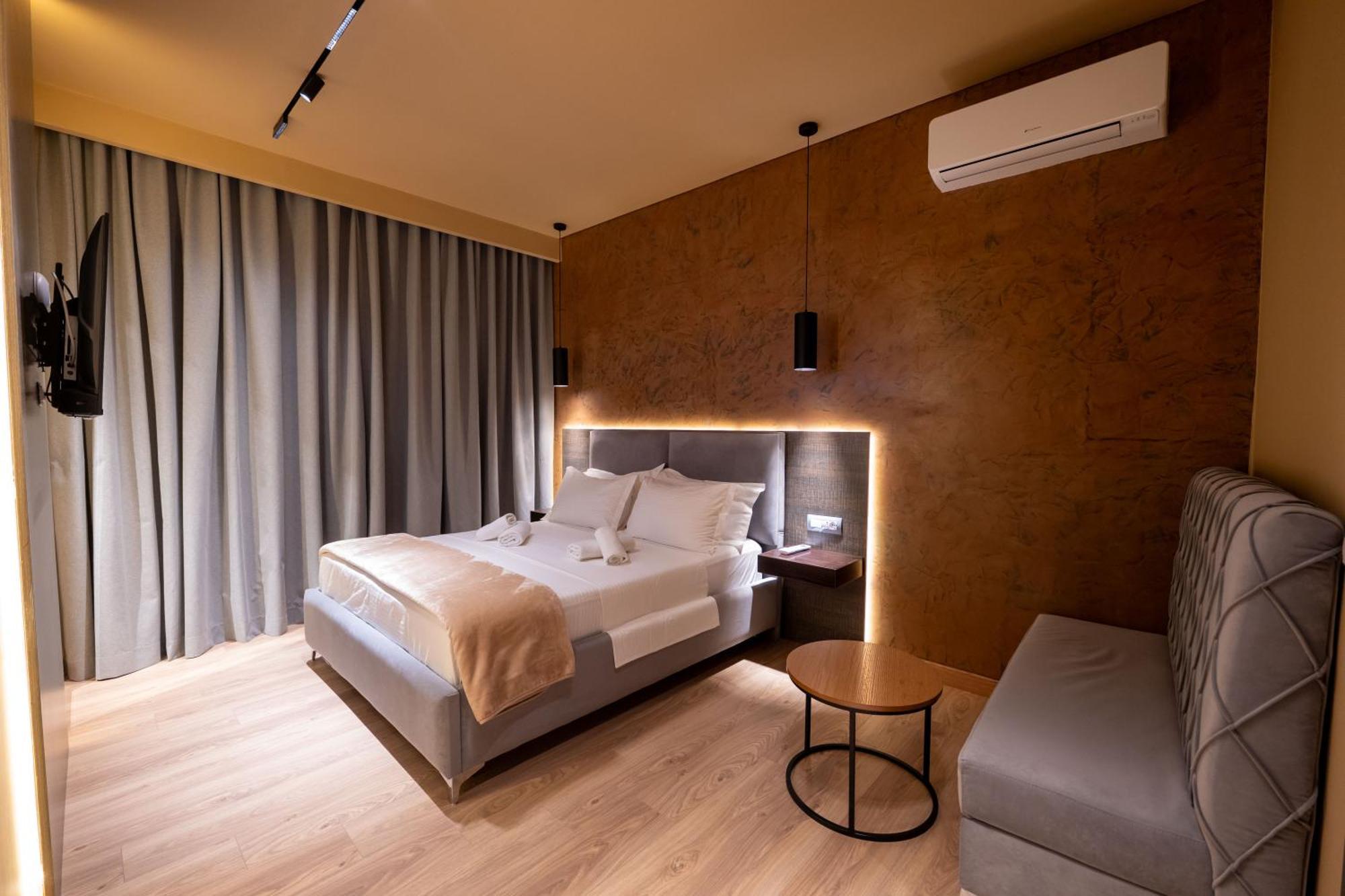Hotel Piramida Ксамил Экстерьер фото